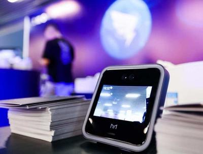 阿里云走出险棋 钉钉高管变动，创始人无招调任人脸识别